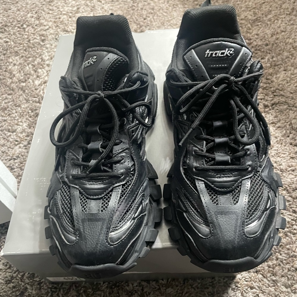 Men’s Balenciaga track 2 runner